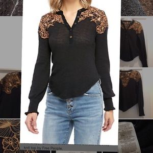 Free People easy breezy Henley black top SIZE XS 🎉🎉HOST PICK💥🎉🎉